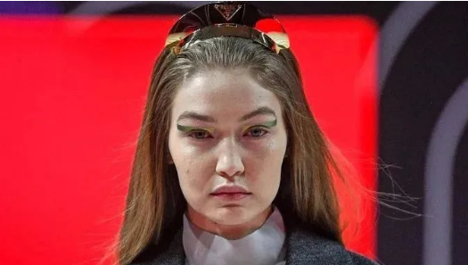 小V脸