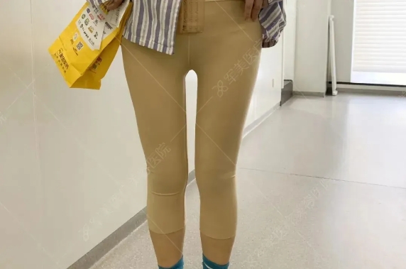 吸脂后塑身衣要穿多久